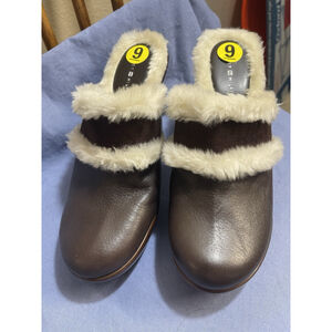 Tommy Hilfiger Merry Vintage Y2K Leather Faux Fur Trim Platform Clogs Brown 9